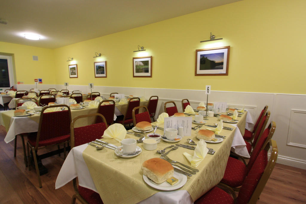 Bed and Breakfast Emlyn Arms Llanarthney Exterior foto