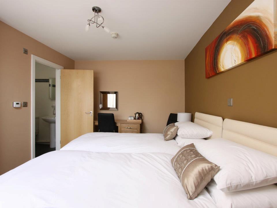 Bed and Breakfast Emlyn Arms Llanarthney Habitación foto